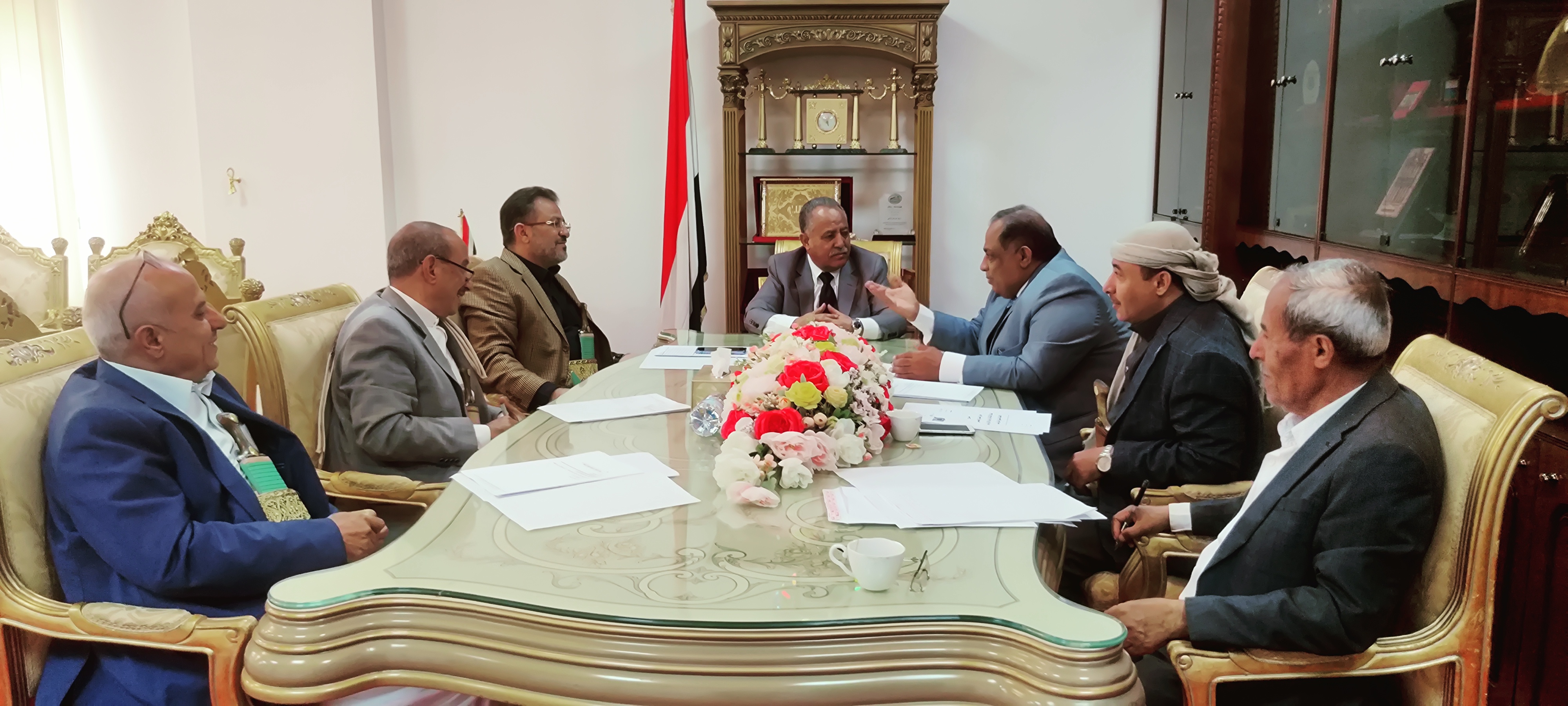 هيئة رئاسة النواب تبارك الخطوات الوقائية لوقف نهب الثروة النفطية وتدعو لاستئناف الجلسات