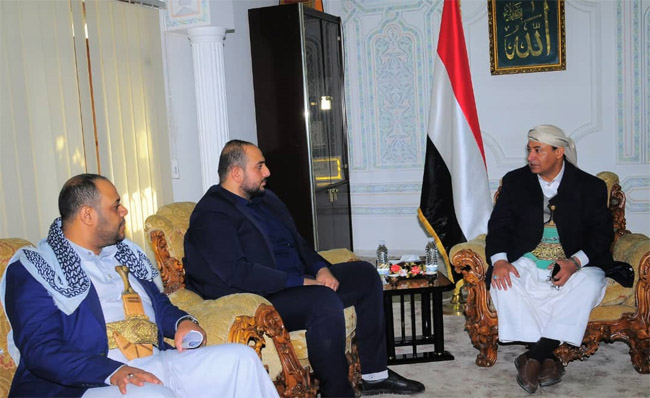 نائب رئيس مجلس النواب الجماعي يلتقي مدير مكتب حماس في اليمن