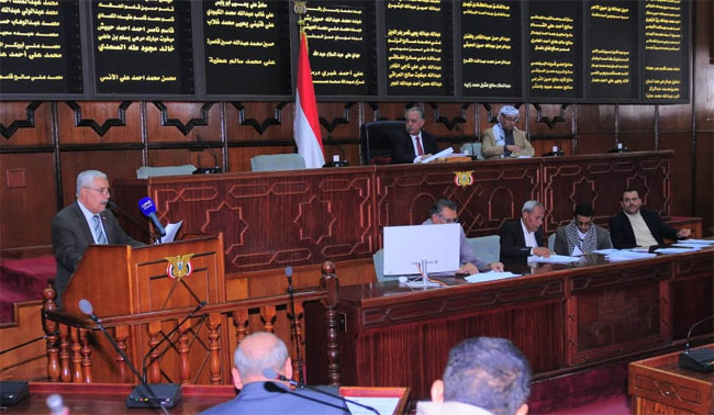 مجلس النواب يستمع إلى رسالة رئيس المجلس الموجهة لرئيس الاتحاد البرلماني الدولي ويستعرض تقرير اللجنة الدستورية بشأن مشروع قانون مجلس الوزراء