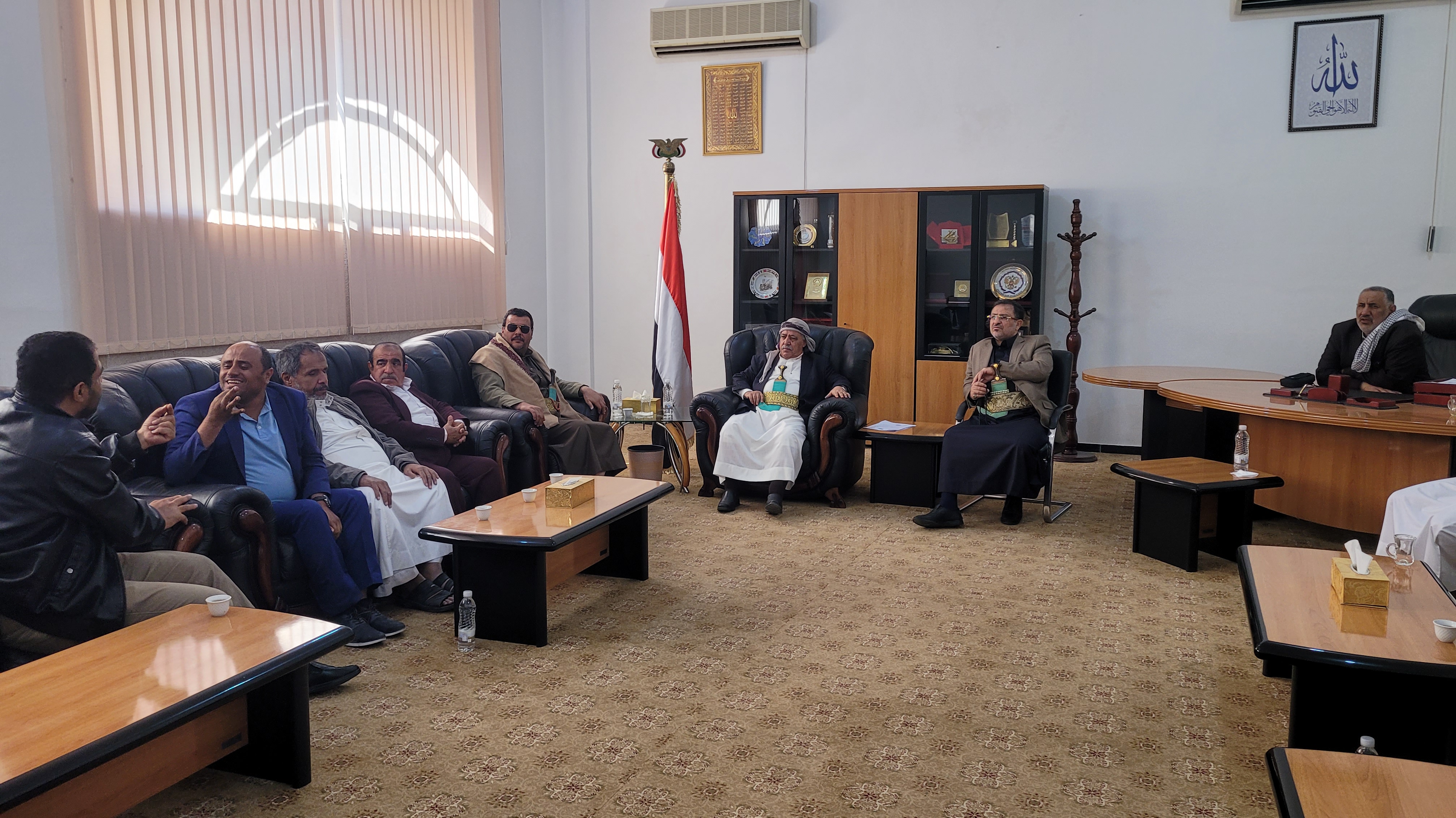 رئيس مجلس النواب يلتقي رئيس الاتحاد الوطني للمعاقين وعددًا من رؤساء جمعيات ذوي الإعاقة